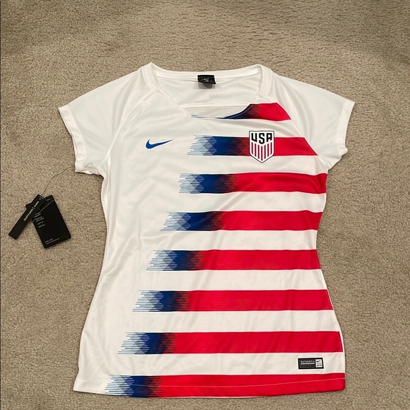 Nike Tops - 2018 Nike Women's USA Soccer Jersey size M NWT